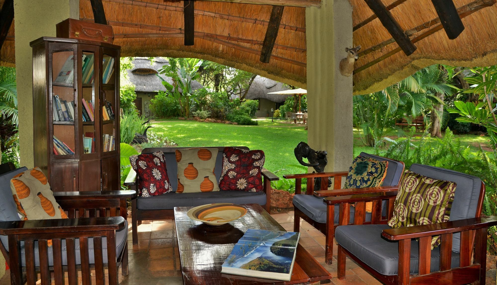 Bayete Guest Lodge Victoria Falls Exteriér fotografie