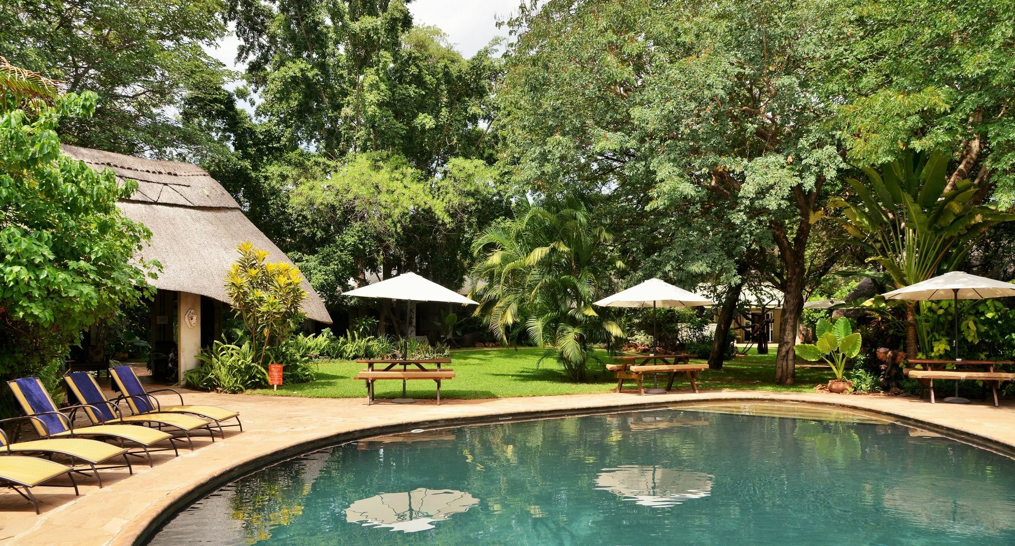 Bayete Guest Lodge Victoria Falls Exteriér fotografie